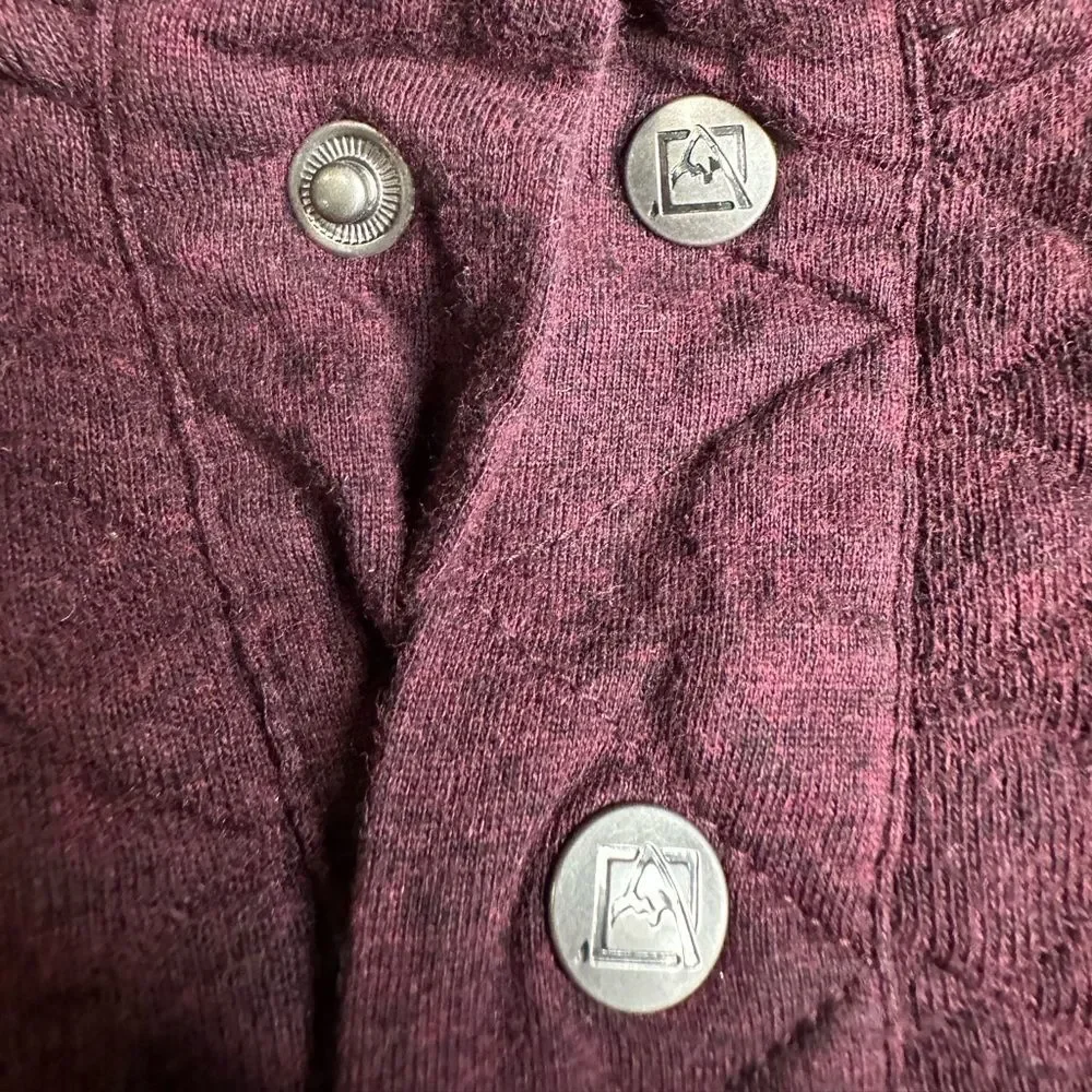 Avalanche Outdoor Quilted Burgundy Pullover Cozy Cotton Blend, Snap Front Large - Picture 10 of 11